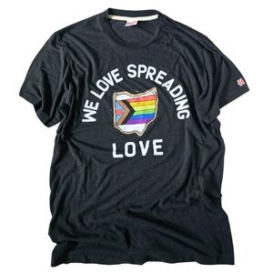 HOMAGE Ohio State We Love Spreading Love LQTBQIA Pride Graphic T-shirt Large